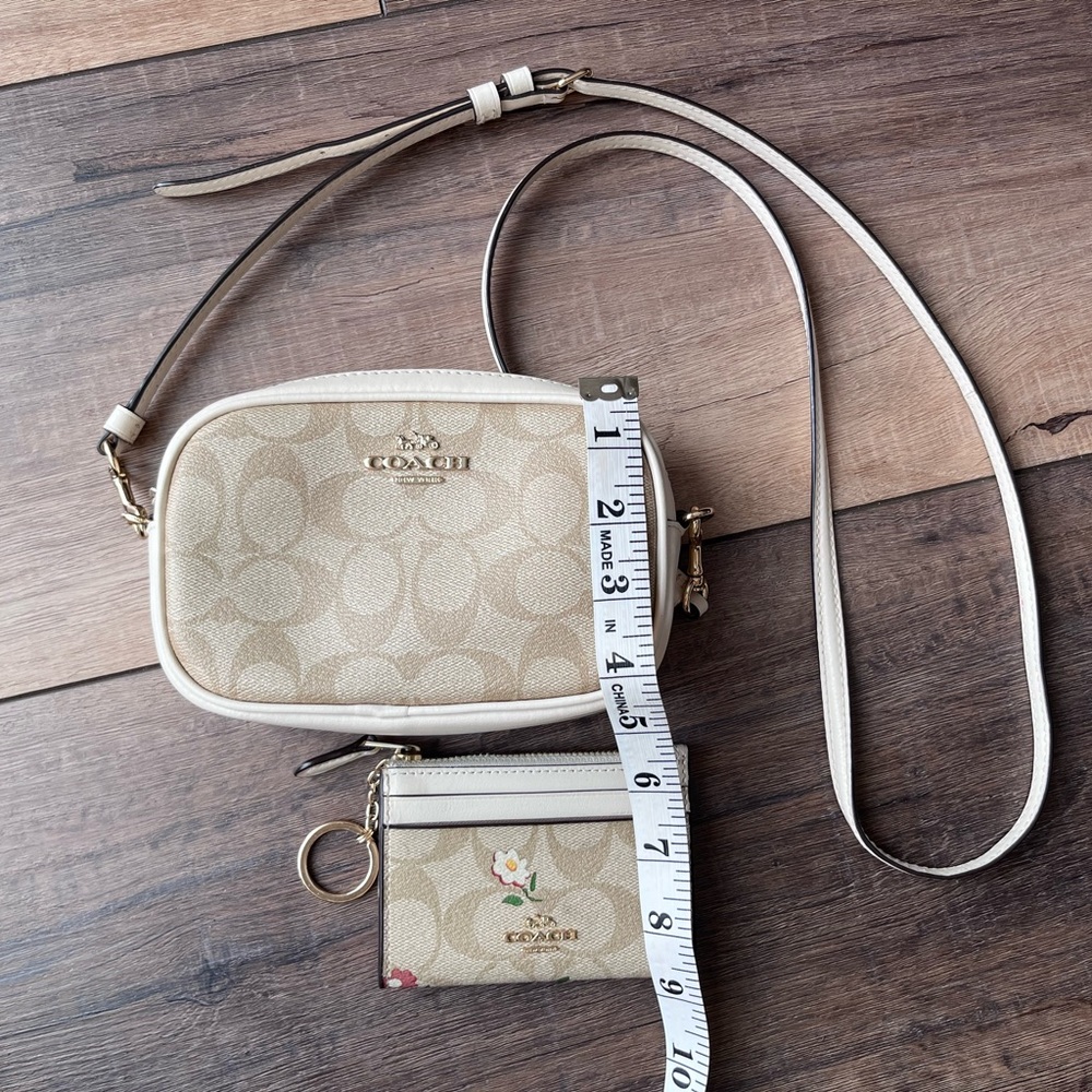 Coach Signature Chalk/khaki crossbody w/ matching floral skinny mini! Super cute - Picture 7 of 13
